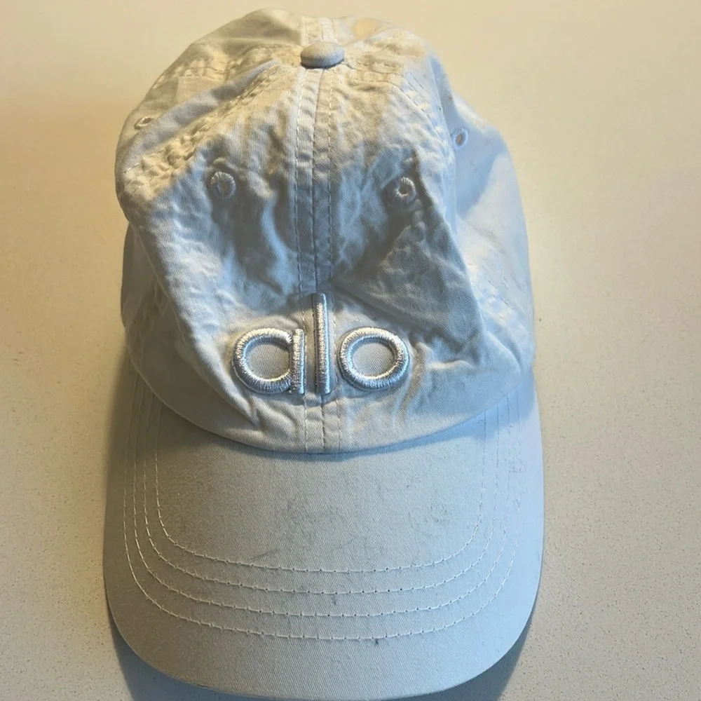Ali white hat